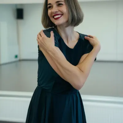 Александра, 38